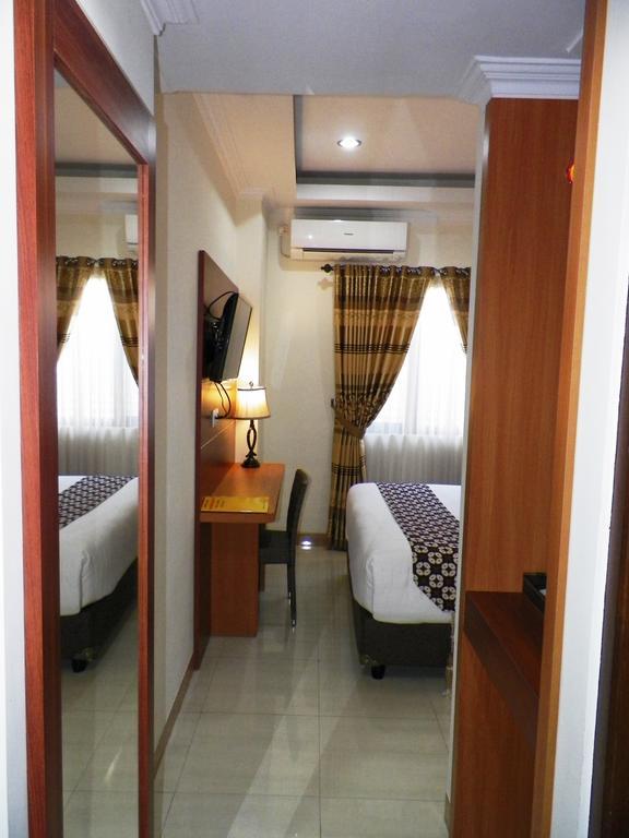 Maranatha Grand Hotel Yogyakarta Exterior photo